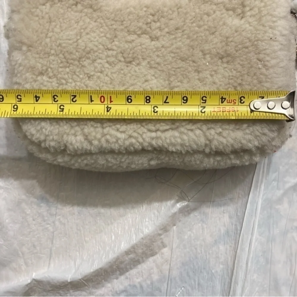 Michael Michael Kors JET SET TRAVEL SMALL SHEARLING CROSSBODY